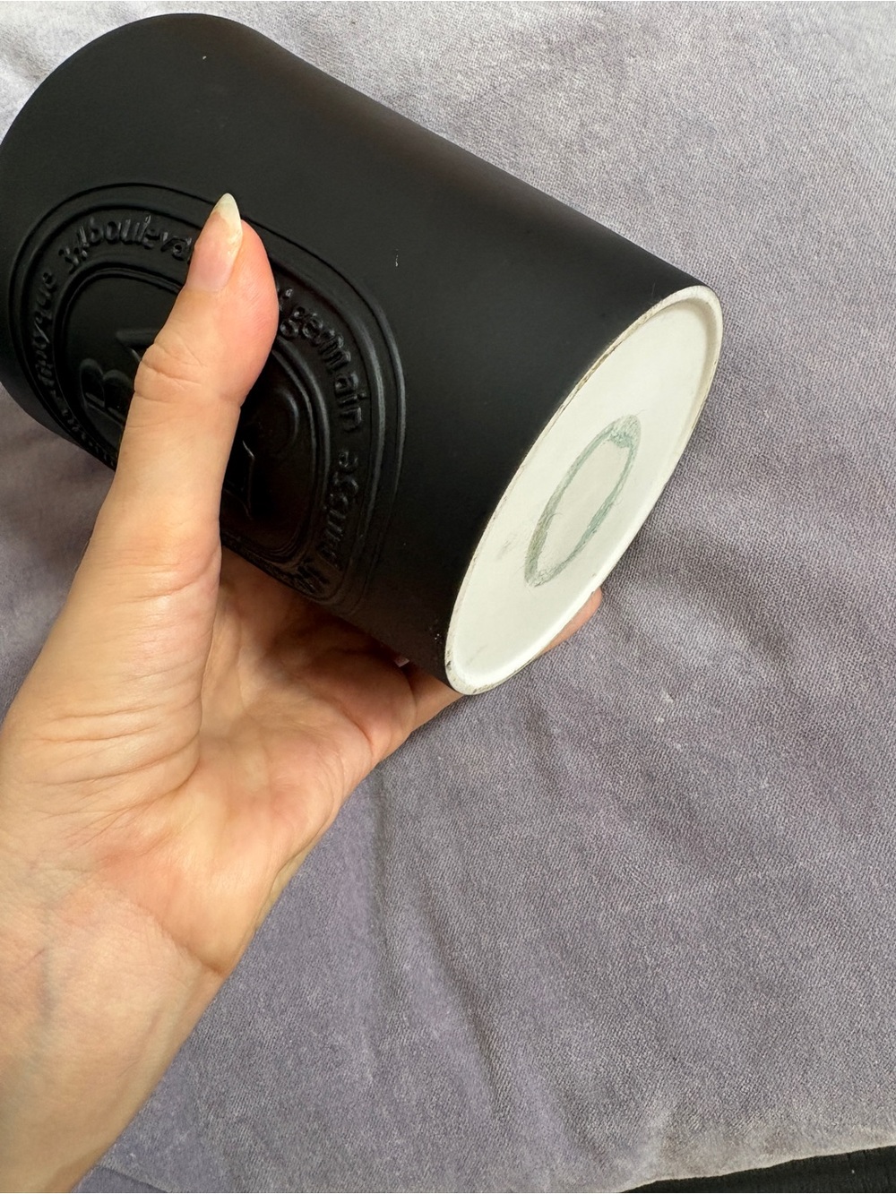 DIPTYQUE 3 wick Large Black BAIES Candle 1/2 full - Picture 5 of 5